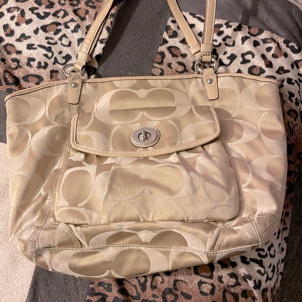 Purse - Picture 4 of 4